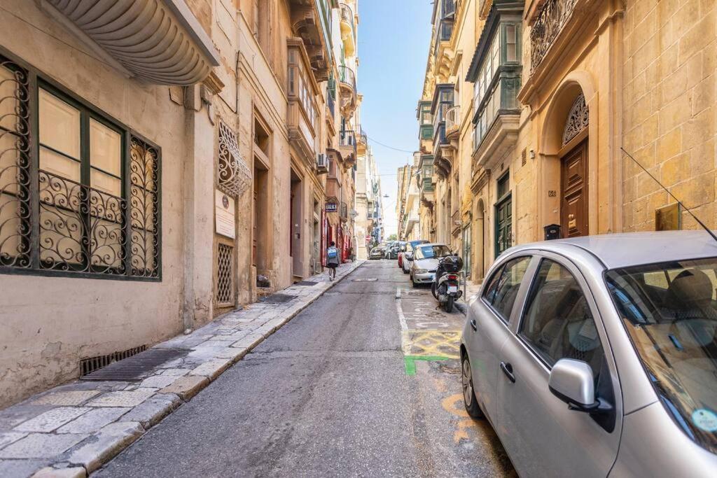 City Penthouse With Roof Terrace And Sea Views La Valeta Exterior foto
